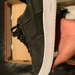 CR7 Nike Air Force 1 (Cristiano Ronaldo) size 8.5 CR7 Nike Air Force 1 (Cristiano Ronaldo) size 8.5